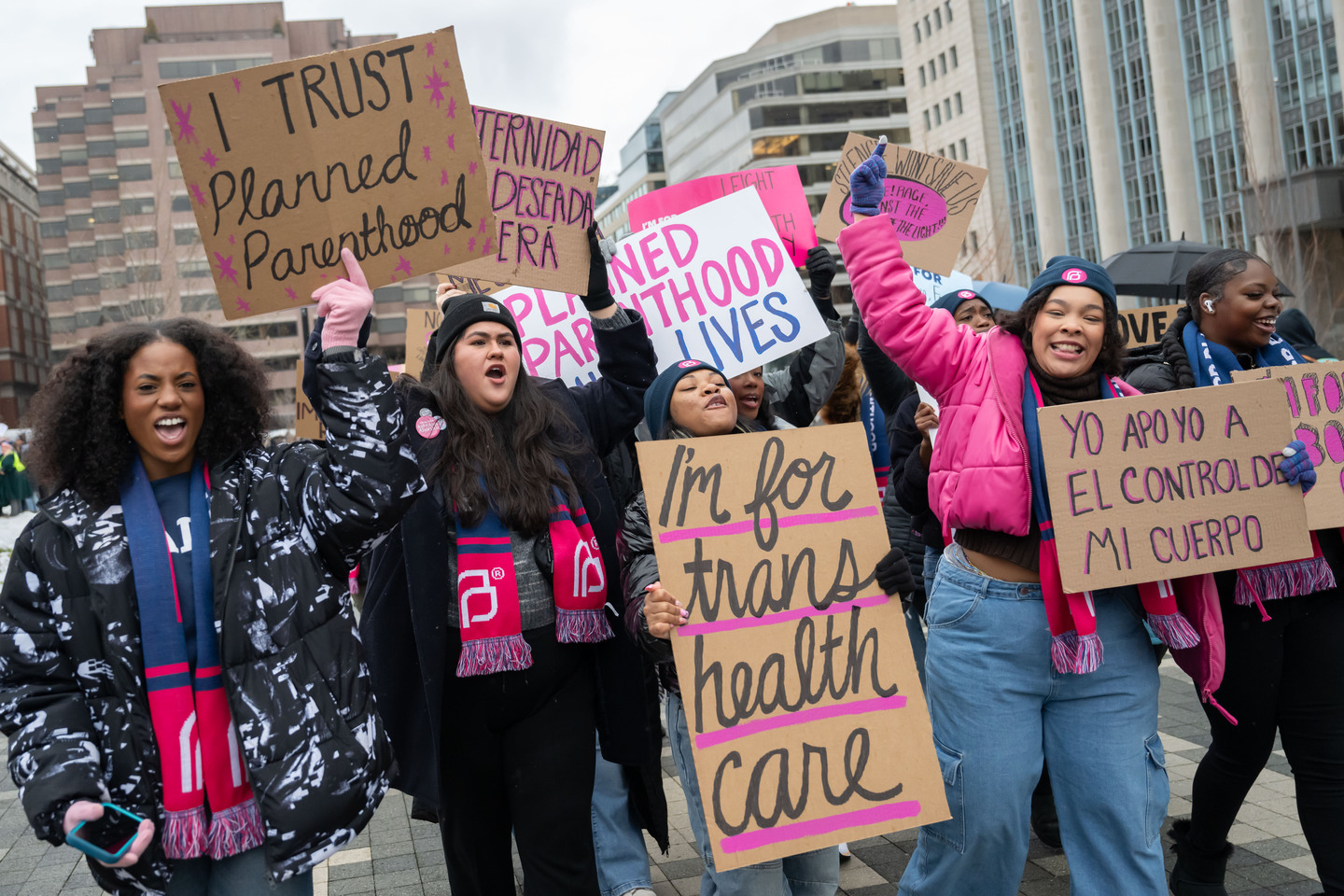 Senators demand documents on how much COVID-19 cash Planned Parenthood illegally received