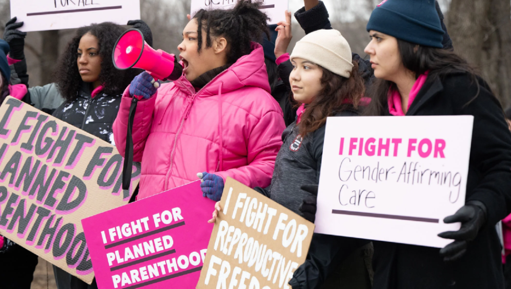 States push back against Planned Parenthood funding cuts