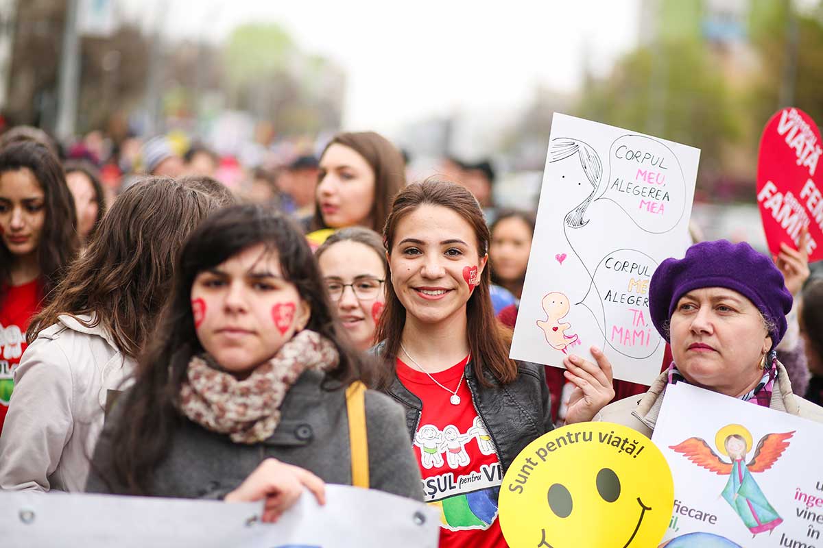 Romania: Media misreporting on proposed law protecting pregnant women
