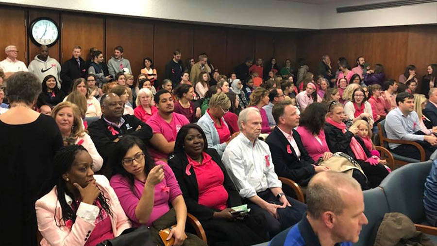 Veto Override Fails in Final Effort to Open Indiana Pregnancy Center